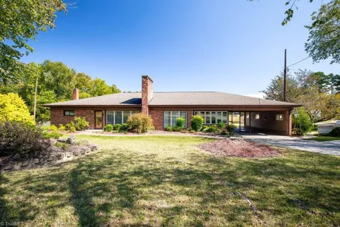 5748 Tom Hill Road