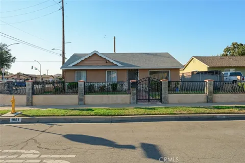 1951 S Shadydale