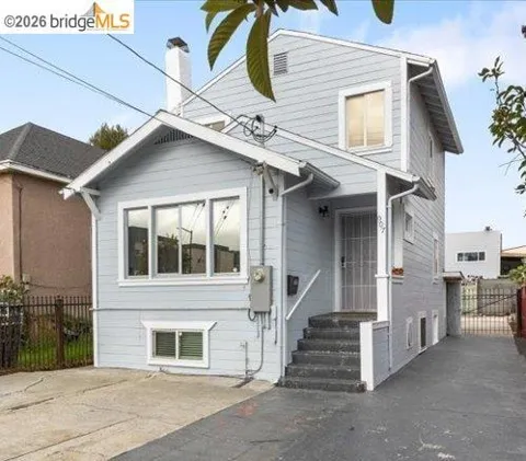 907 39Th Ave