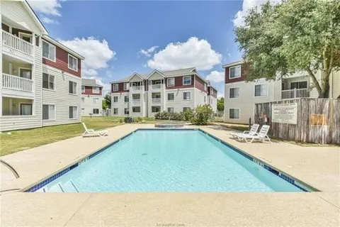 517 Southwest Parkway #302
