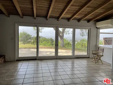 3327 Wonder View Plaza