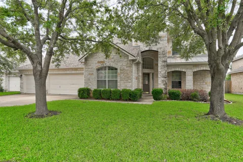 3129 Goldenoak Circle