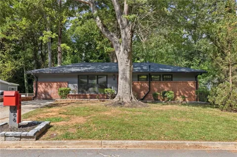 266 Simon Terrace NW