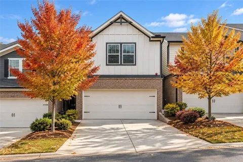 1402 Vayda Court