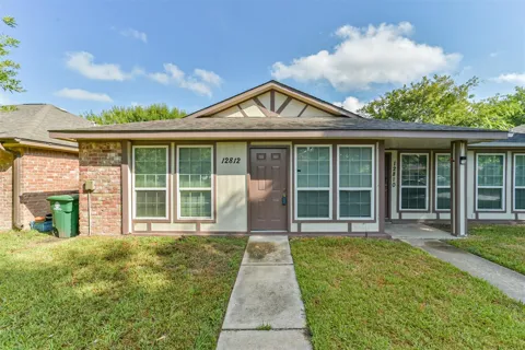 12812 Shannon Hills Drive