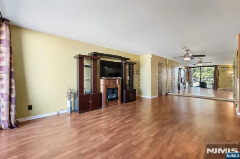 462 Liberty Street 206