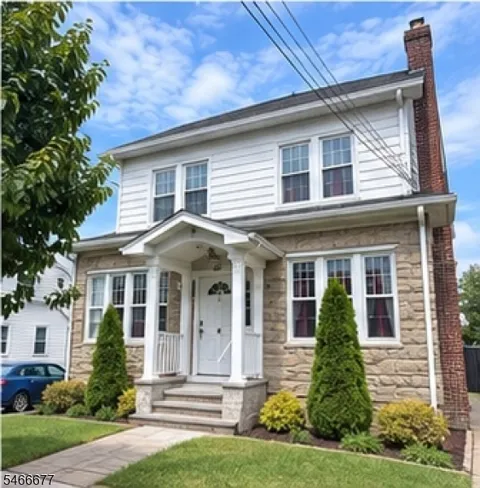 68 Macarthur Ave