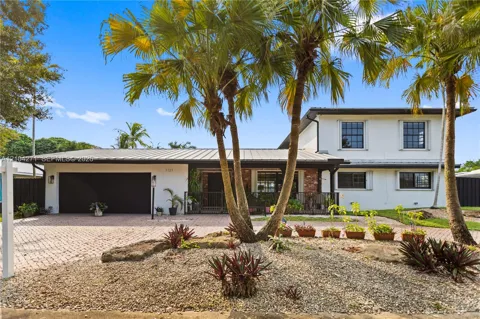 1121 SW 75th Ave