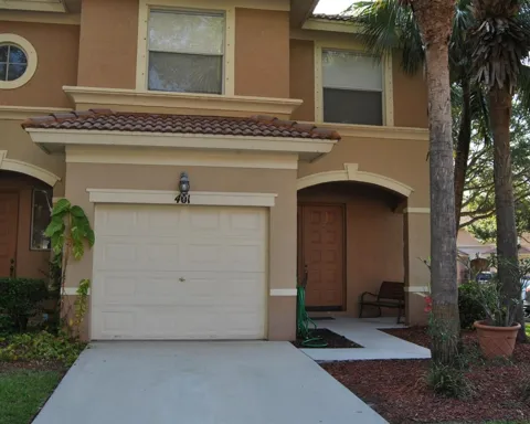 401 Rainbow Springs Terrace