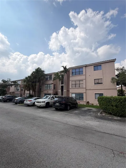 2926 S University Dr #6107