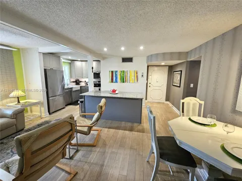 5180 E Sabal Palm Blvd #340