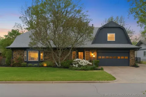 508 Meadowood Drive