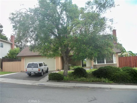 25292 Campina Drive