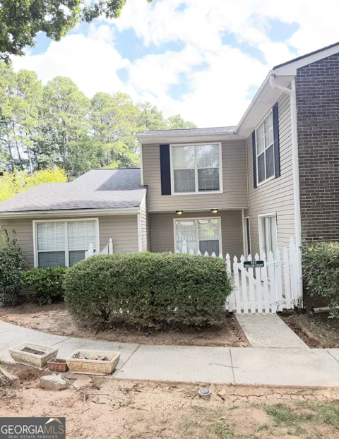 562 Trillum CT SW