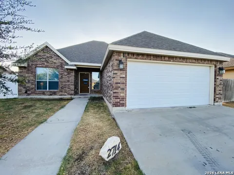 2714 OAK MANOR DR