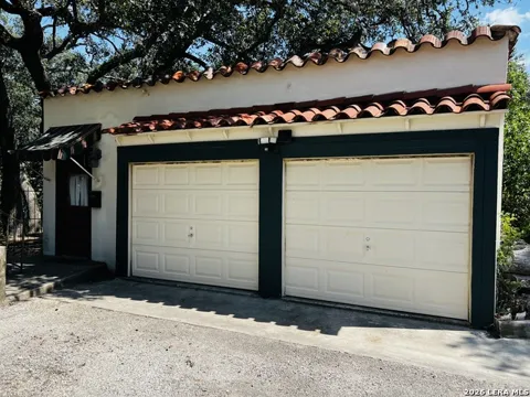 7014 Dorothy Louise Dr
