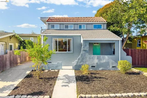 2707 Monticello Ave