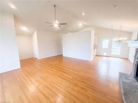 906 Lunar Drive