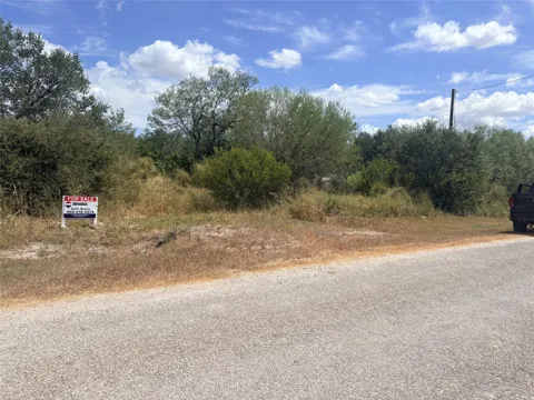 5111 River Oaks Drive