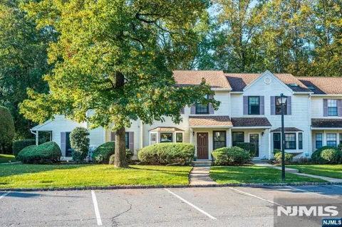 3302 Stonehedge Road 3302