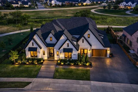 4301 Corabelle Lane
