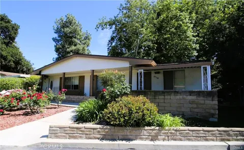 19364 Avenue Of The Oaks