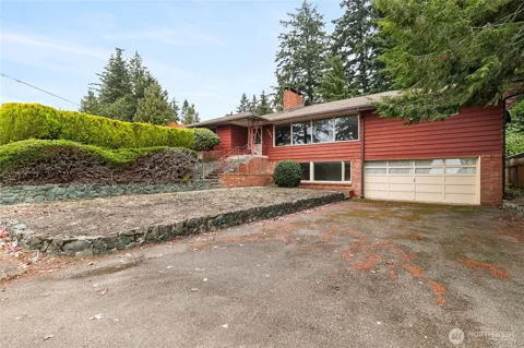 701 Highland Drive