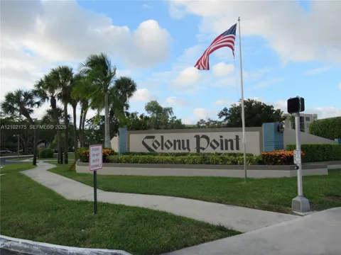 1101 Colony Point Cir #206