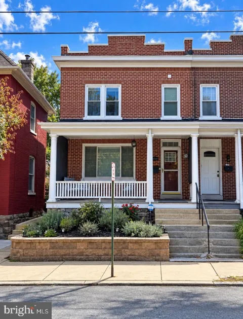 148 E ROSS STREET