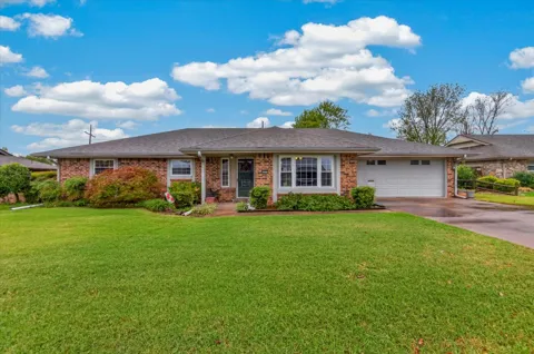 6605 Penny Lane