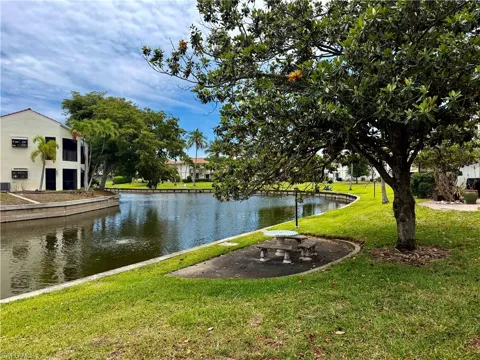 4277 Island Circle #1