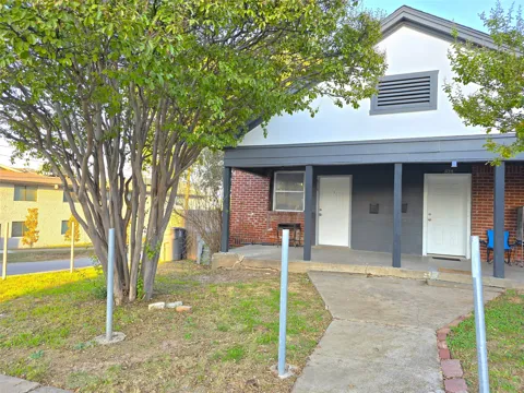 630 Ewing Avenue