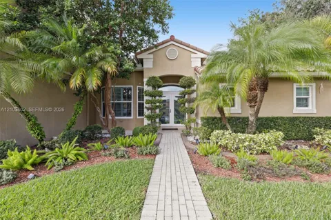 1203 NW 127th Dr