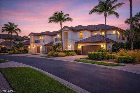 Players Cove Drive #102
