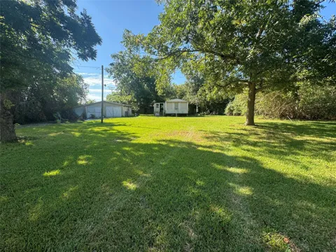 813 E Canal Road