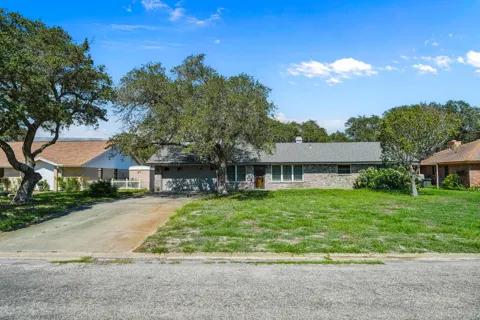 1110 W Tern Ln