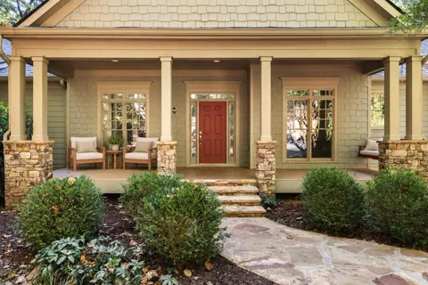 33 Kingfisher Point