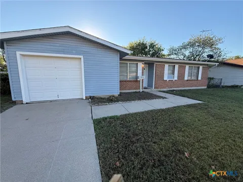1210 Alta Vista Drive
