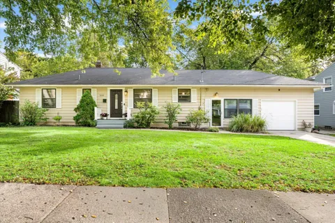 2100 Cambridge Drive SE