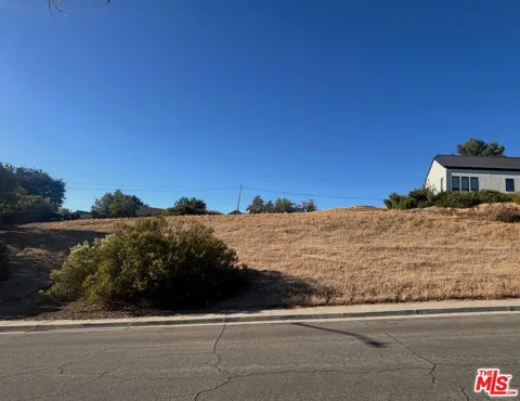 304 Maplewood Court