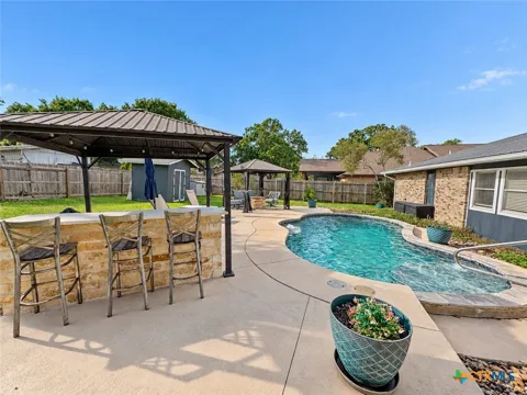 1250 Hollyhock Lane