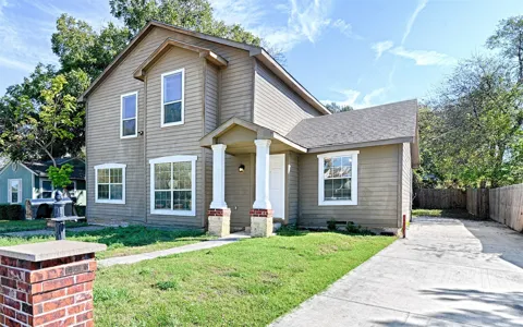 4245 Wilson Lane
