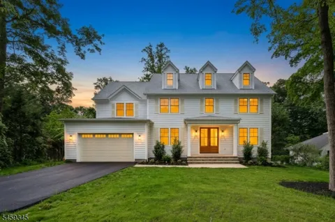 155 Dogwood Ln