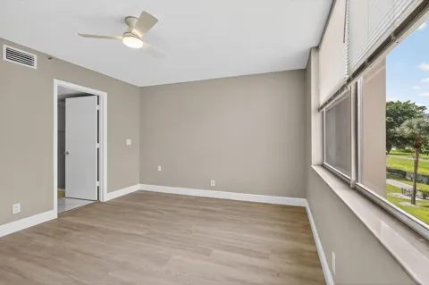 14527 BONAIRE BOULEVARD #309