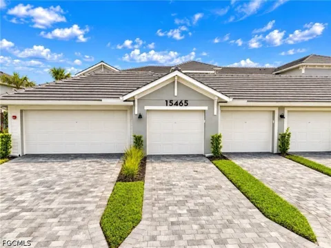 Green Acres Avenue #2521