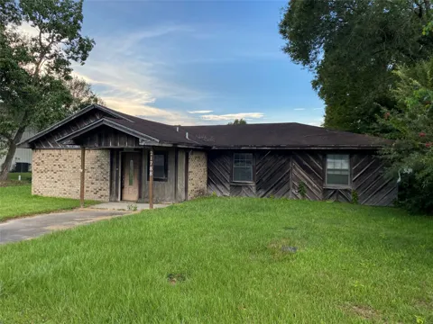 21788 Ih 10