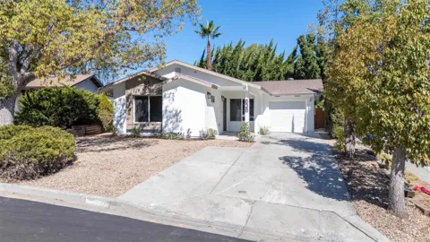 838 Loganberry Court