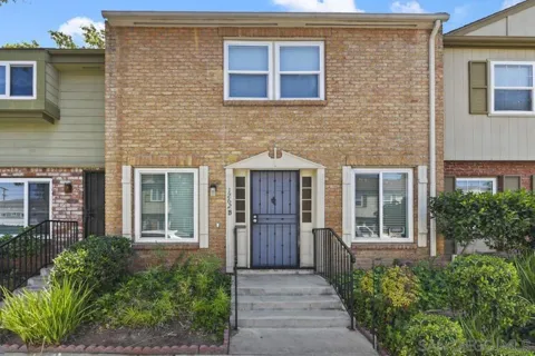 1262 Denver Ln #B
