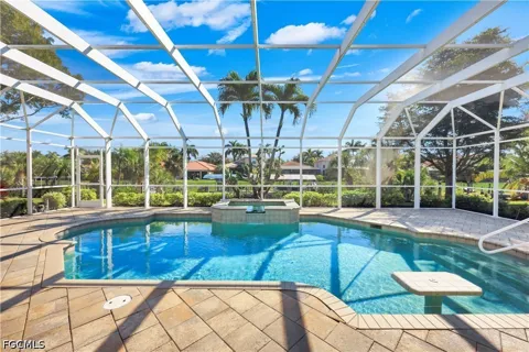 Palm Island Circle