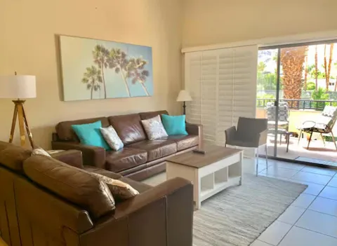 2345 S Cherokee Way #157